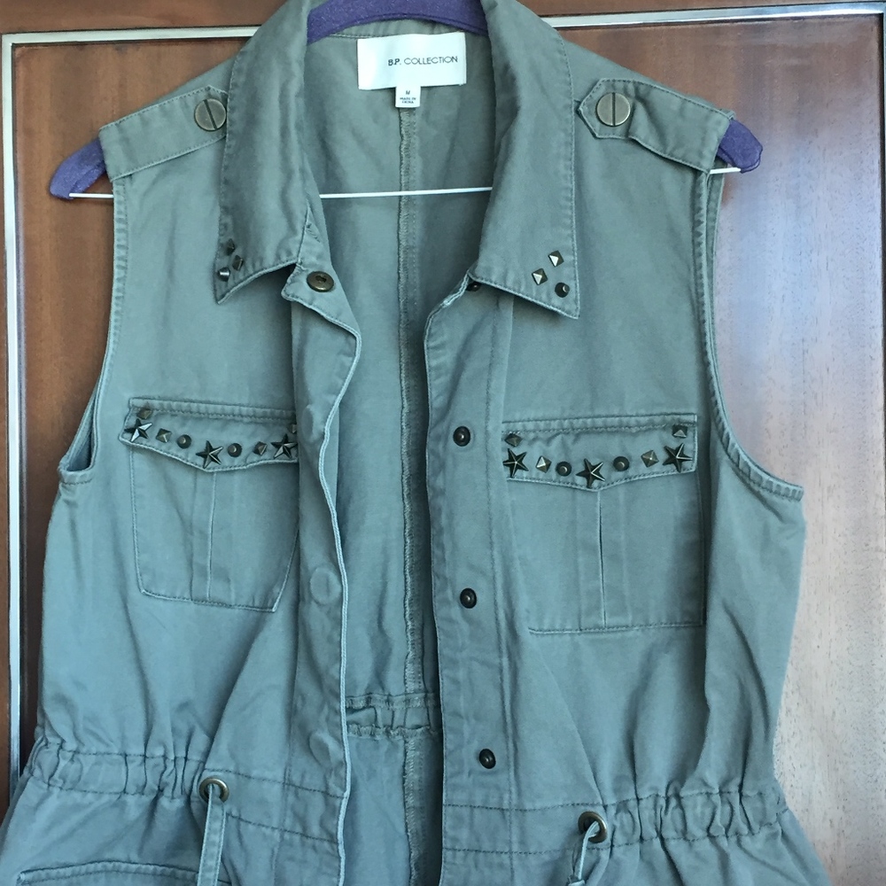 Army Style, Sleeveless Jean Jacket